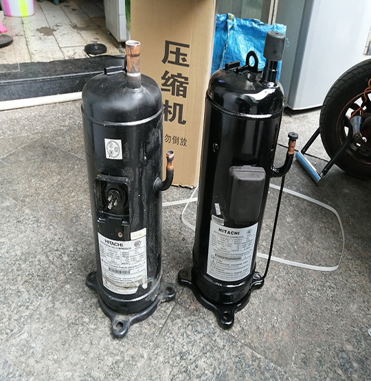 高港中央空调压缩机的更换维修